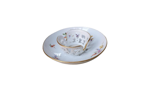 Meissen porcelain dish with reticulated centre